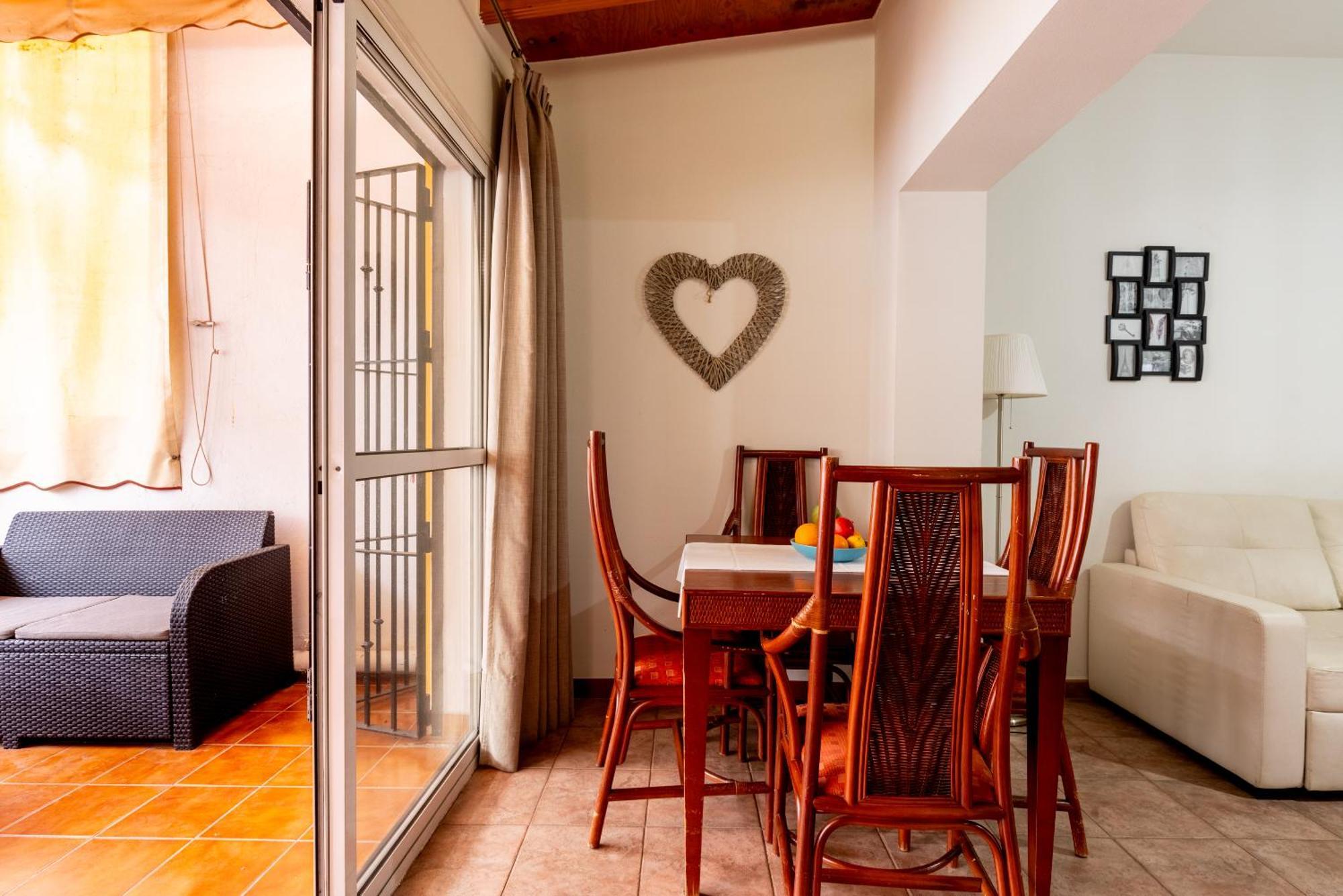 Apartmán Aoa Casa Triana Familiar Con Terraza Sevilla Exteriér fotografie